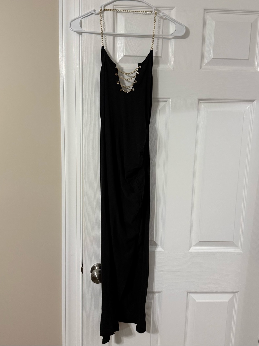 Black Chain-Detail Maxi Dress - Unbranded